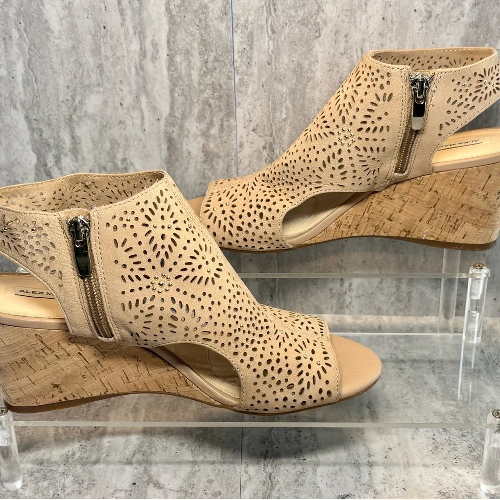 Alex Marie Tan Brown Perforated Leather Studded Zip Wedge Sandals 8M - Picture 2 of 12